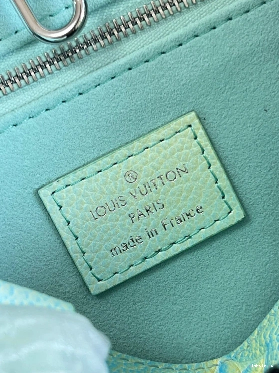 WIS LOUIS PM ONTHEGO VUITTON 0922